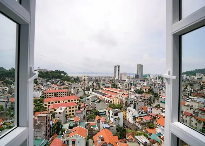 Phuc Quang 3* Hạ Long